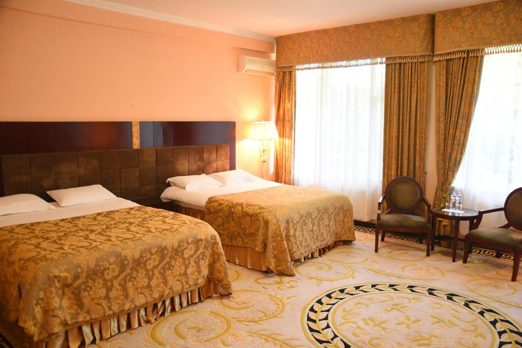 Hotel Royal Florence คีชีเนา ภายนอก รูปภาพ