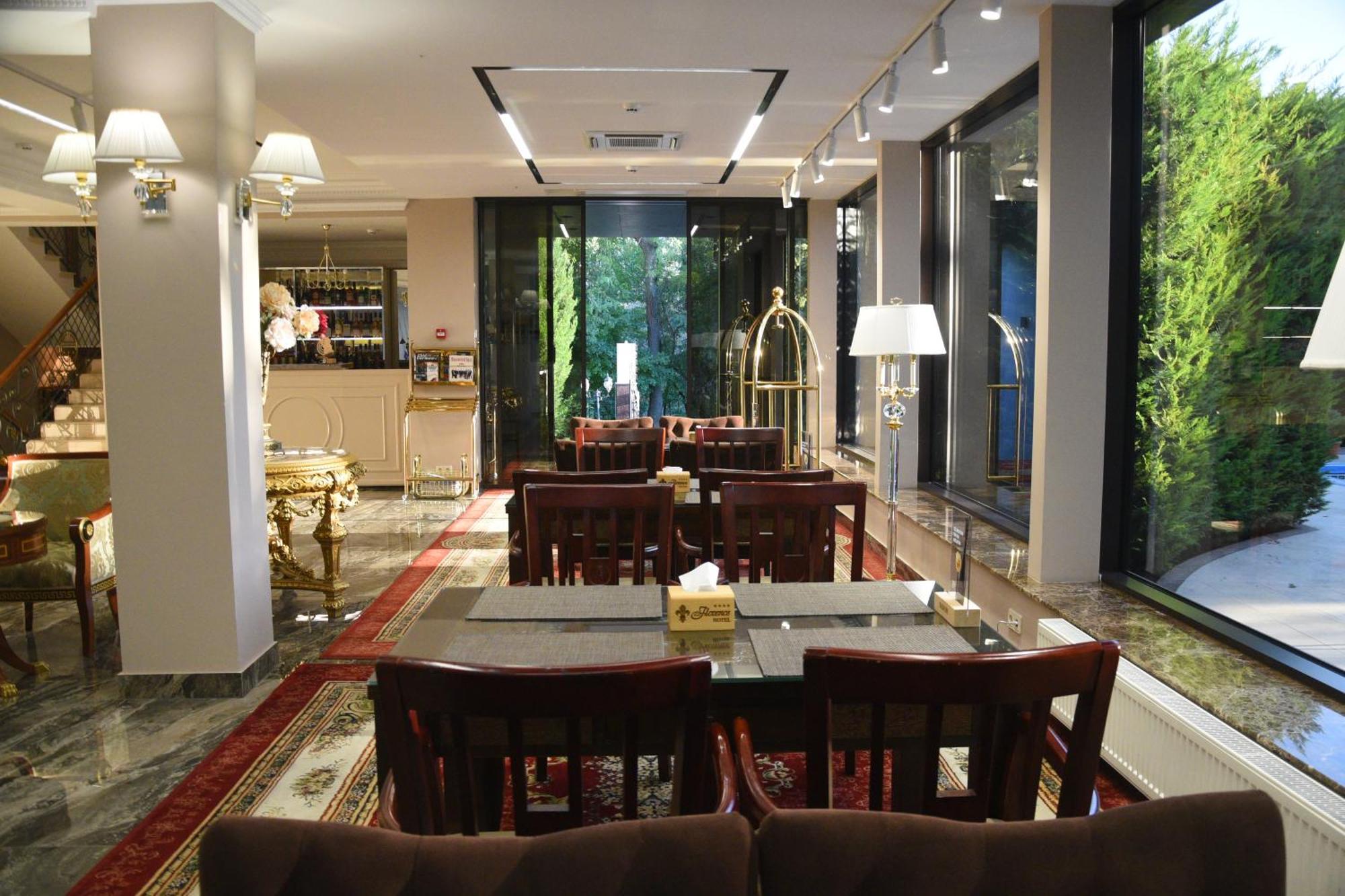 Hotel Royal Florence คีชีเนา ภายนอก รูปภาพ